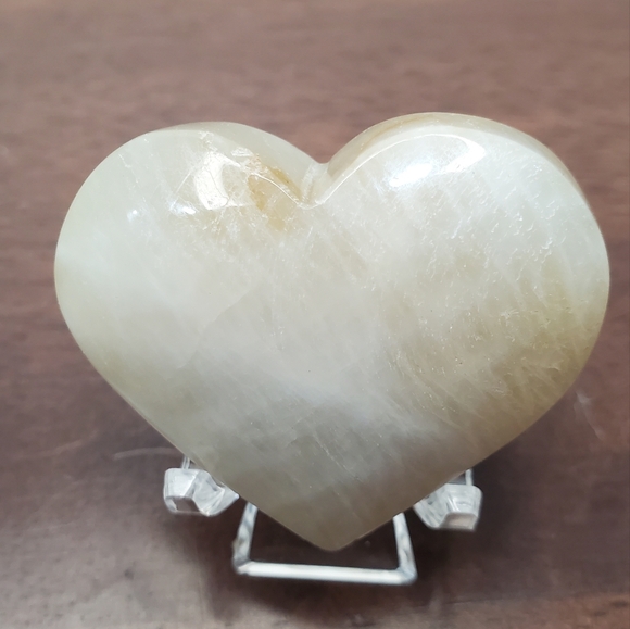 Moonstone Crystal Heart - Picture 7 of 16